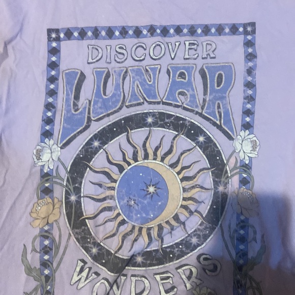 Hollister Purple T-Shirt - Picture 3 of 3